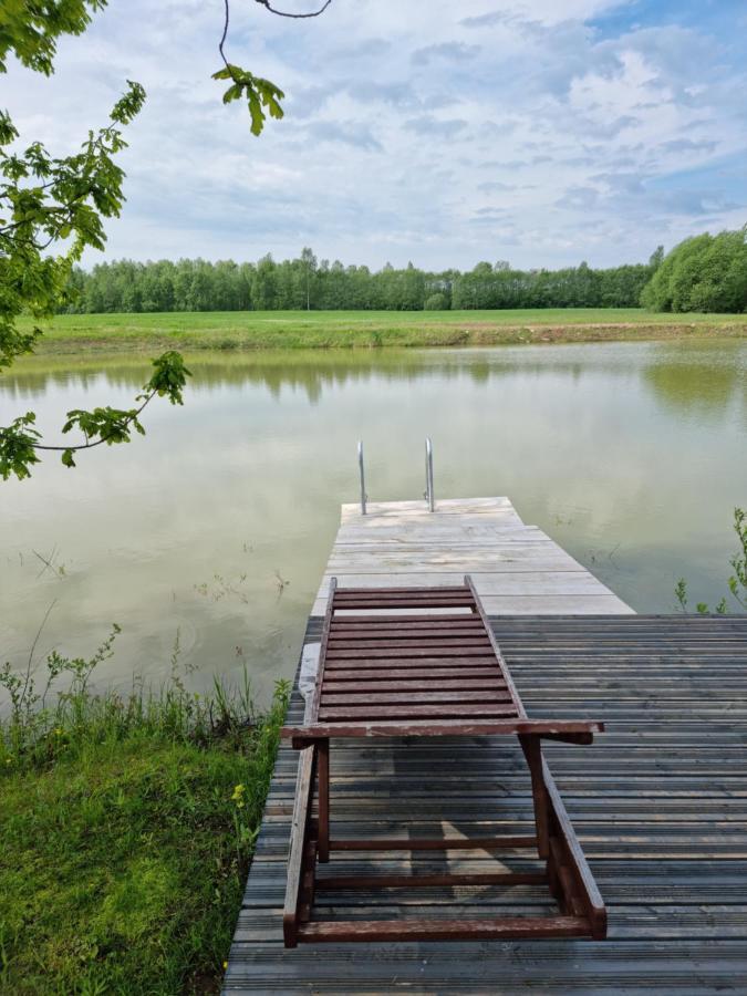 Stadelnieki Smaltani Buitenkant foto